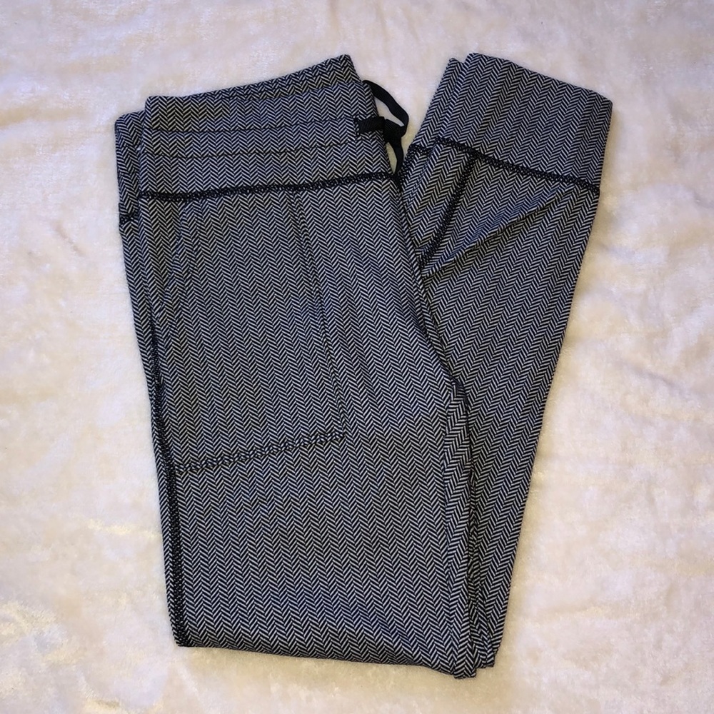 Aerie chill leggings